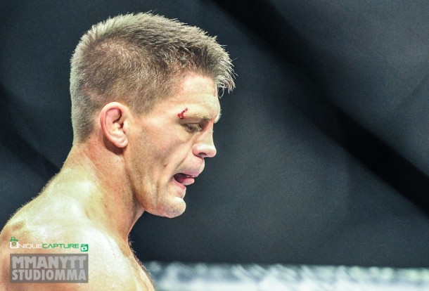 MMAnytt UFC Nottingham UFC on Fuel 5 Tom Watson Kong Brad Tavares (66)