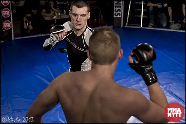 Matthias Freyschuss vs Nebojsa Grbic SM i Amatör MMA Nyköping träffen 20131108 fotograf Micha Forssberg 008