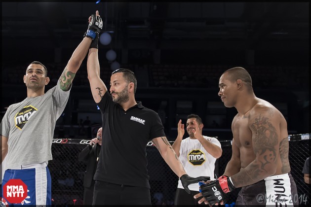 Alan_Carlos_vs_Daniel_Acacio_ Superior_Challenge_X_Helsingborg_20140502_MMAnytt_foto_Micha022