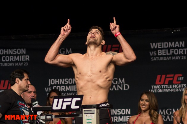 UFC 187 Chris Weidman Las Vegas Nevada MGM Grand Arena MMAnytt weighin foto Mazdak Cavian_-36