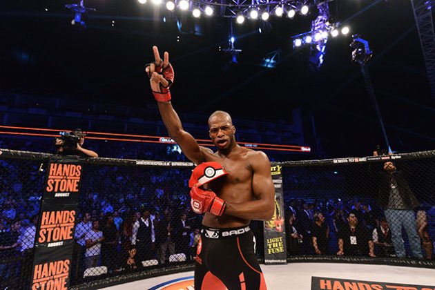 20160717091948_10_Michael_Page_V_Cyborg_Santos_2196