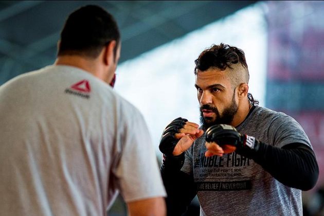 UFC198_OW_010