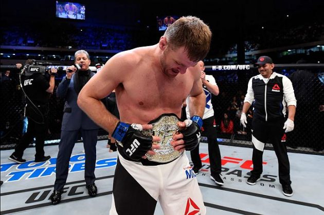 Miocic lyckades försvara titeln med ännu en knockout i den första ronden. Foto: Josh Hedges/Zuffa LLC/Zuffa LLC via Getty Images