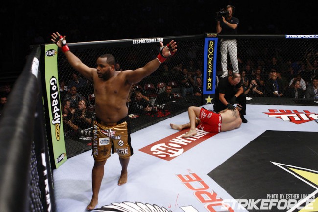 Daniel Cormier vs Jason Riley