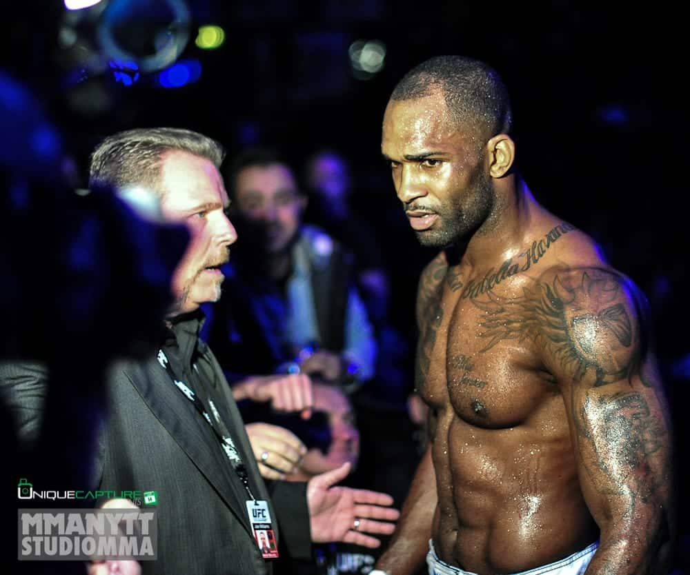 MMAnytt UFC Nottingham UFC on Fuel 5 Jimi Manuwa Kyle Kingsbury b (20)