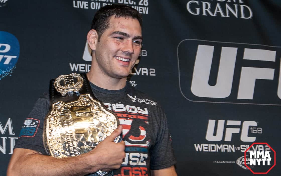 UFC 168 Chris Weidman post presser #MMAnytt-01930