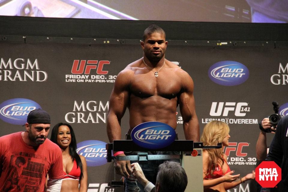 mmanytt alistair overeem ufc 141 2