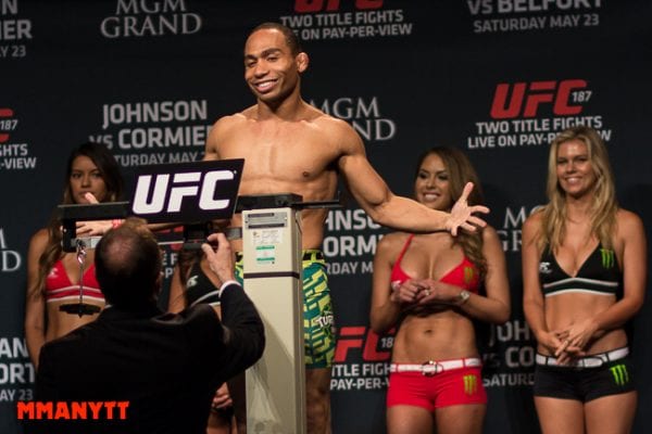 UFC 187 John Dodson Las Vegas Nevada MGM Grand Arena MMAnytt weighin foto Mazdak Cavian_-19