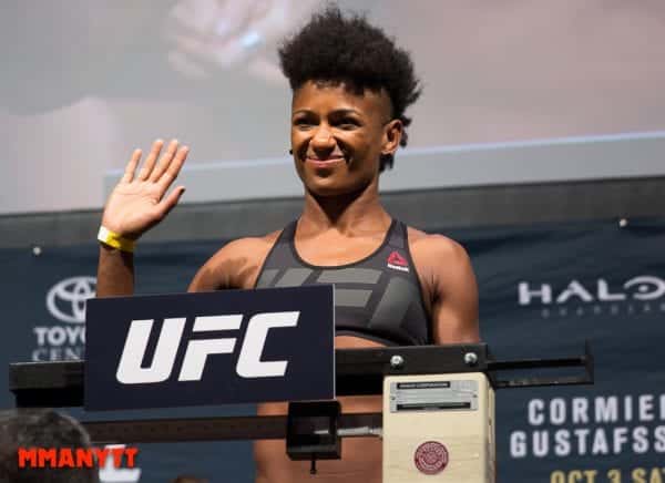 Angela Hill UFC 192 2015 MMAnytt 2015 Foto Mazdak Cavian UFC_-40