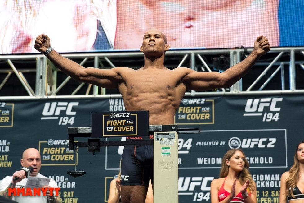 Ronaldo Jacare Souza UFC 194 Weigh In Las Vegas MMAnytt Photo Mazdak Cavian 2015-49