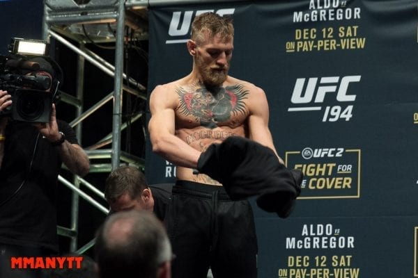 Conor McGregor UFC 194 Weigh In Las Vegas MMAnytt Photo Mazdak Cavian 2015-60