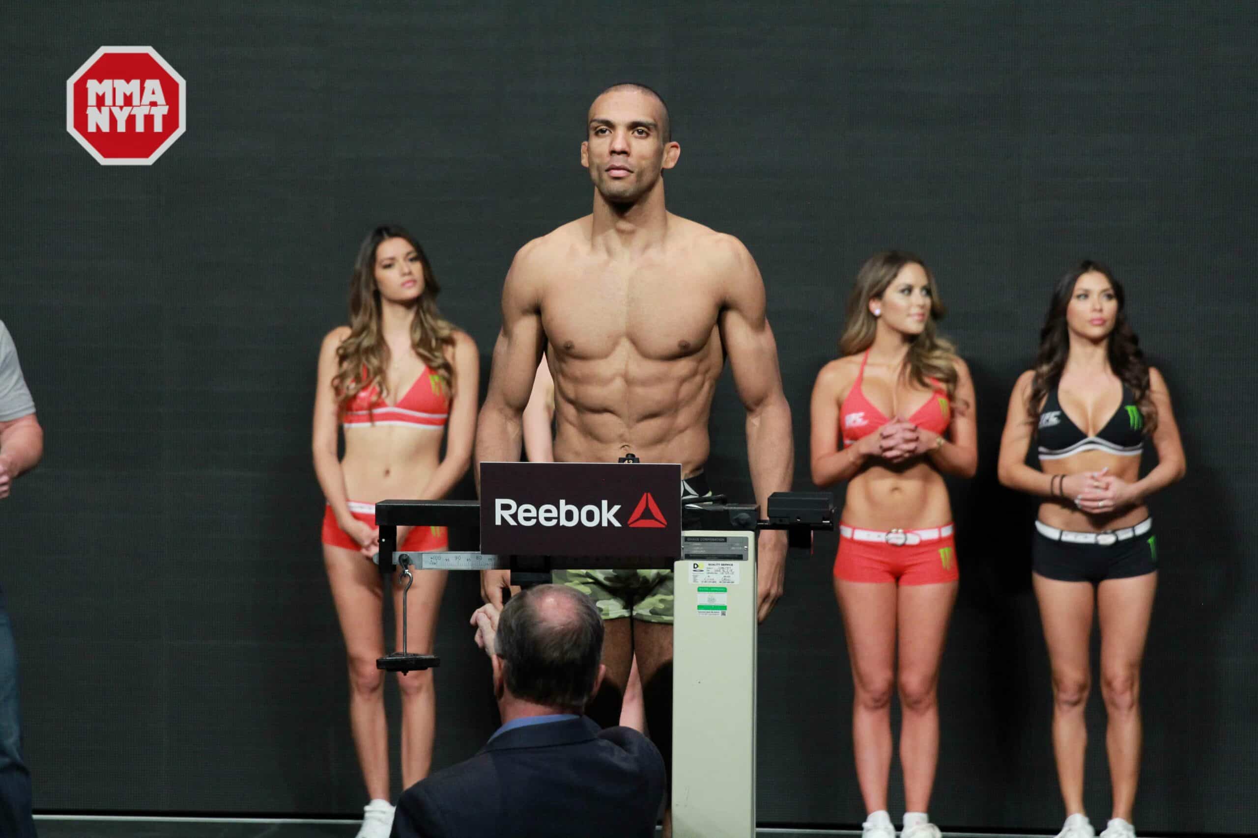 UFC 197 Edson Barboza MMAnytt.se UFC weigh-in 2016-04-21 las vegas nevada mgm PHOTO MAZDAK CAVIAN_-13