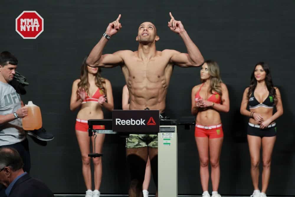 UFC 197 Edson Barboza MMAnytt.se UFC weigh-in 2016-04-21 las vegas nevada mgm PHOTO MAZDAK CAVIAN_-15