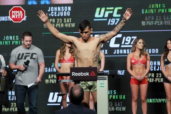 UFC 197 Efrain Escudero MMAnytt.se UFC weigh-in 2016-04-21 las vegas nevada mgm PHOTO MAZDAK CAVIAN_-71