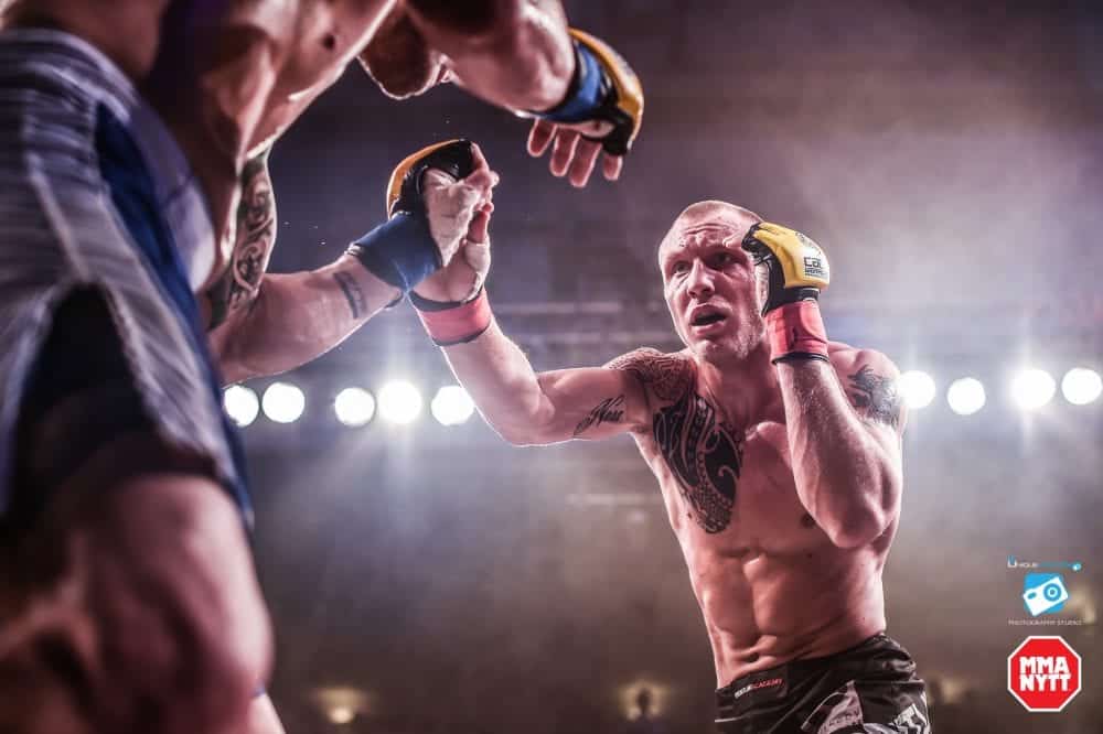 cage-warriors-75-Jack Hermansson-150416- (242 of 283)