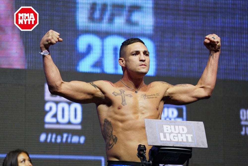 UFC 200 Las Vegas Weigh Ins 2016-07-08 Diego Sanchez photo MMAnytt.se Vince Cachero (20 of 155)