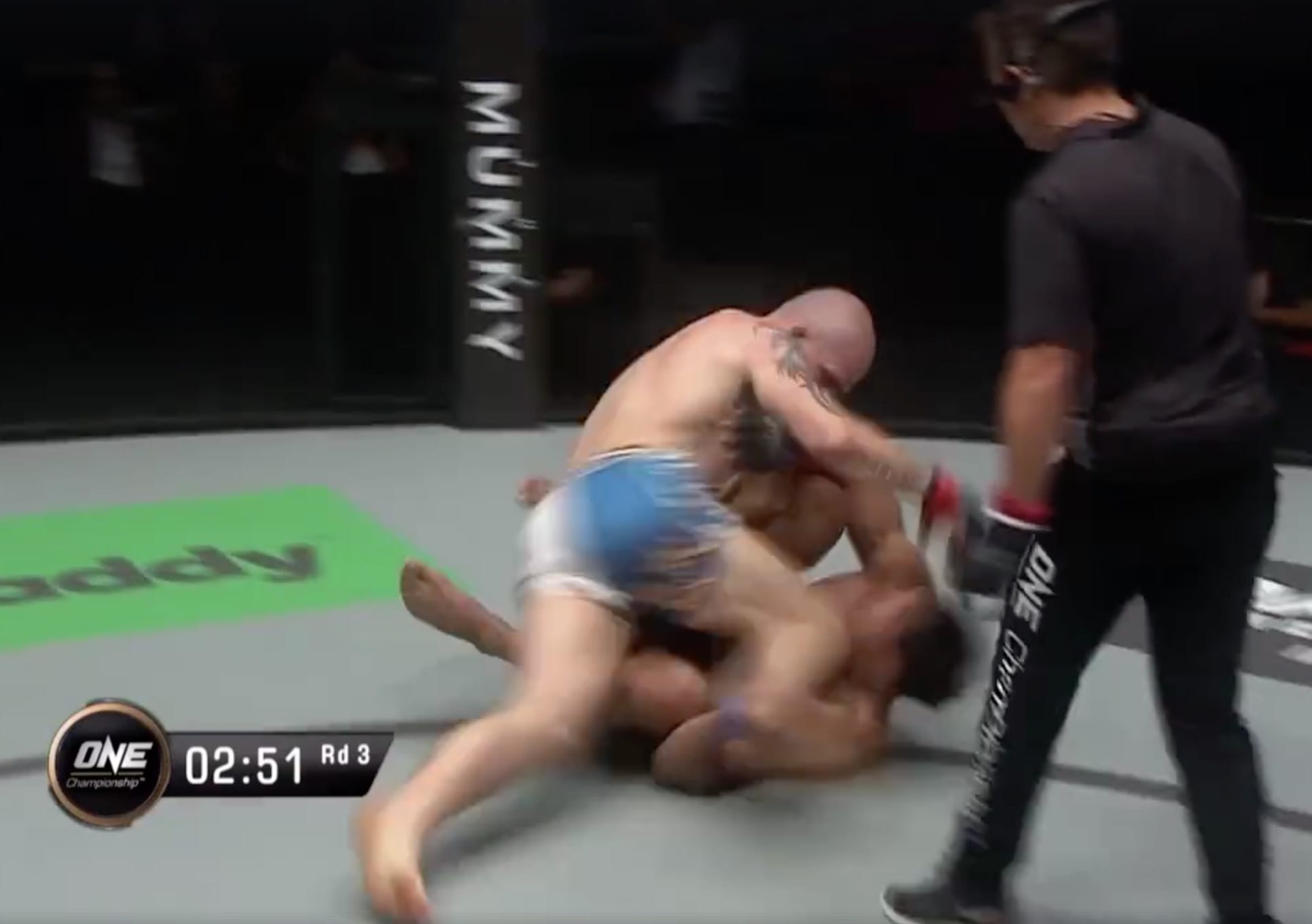 Zebaztian Kadestam vs Luis Santos One Championship 55 Dynasty of Heroes MMAnytt Knockout Video