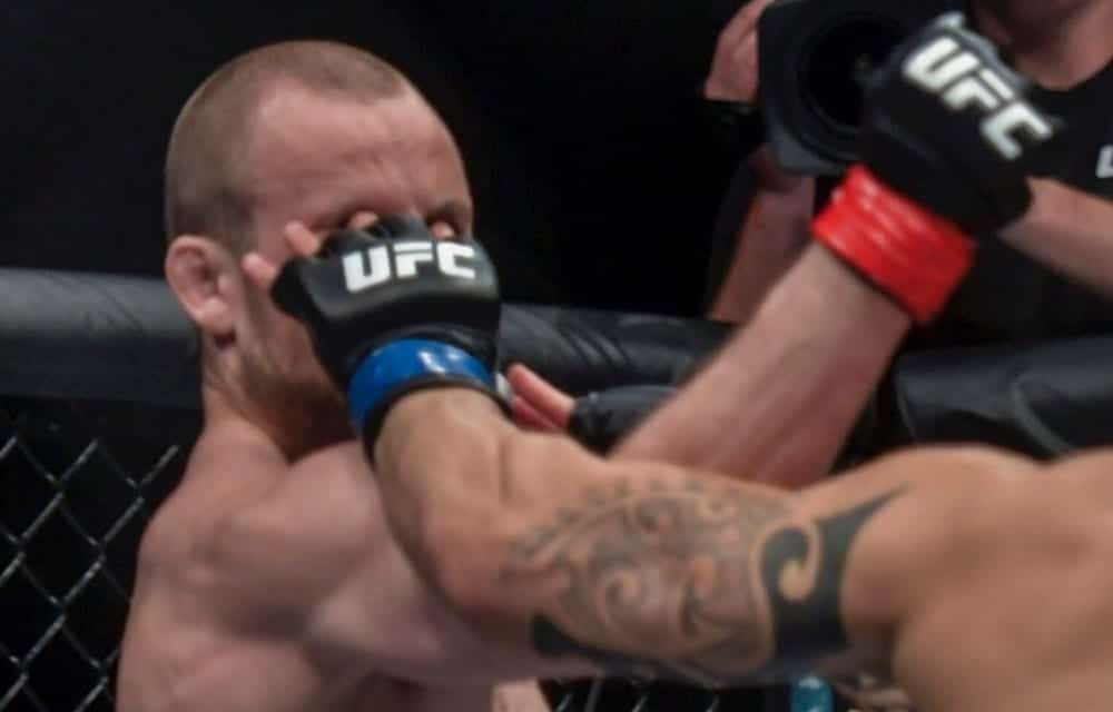 Gunnar Nelson Santiago Ponzinibbio Eye Poke MMAnytt