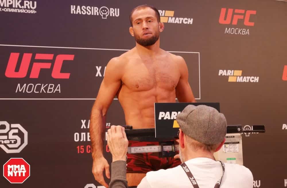 Mairbek Taisumov weigh in