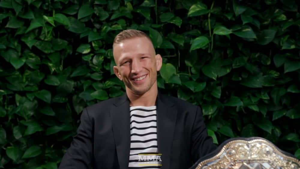 TJ Dillashaw Omslag