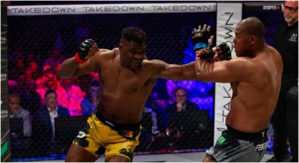 Ngannou öppnar dörr till Jon Jones - 