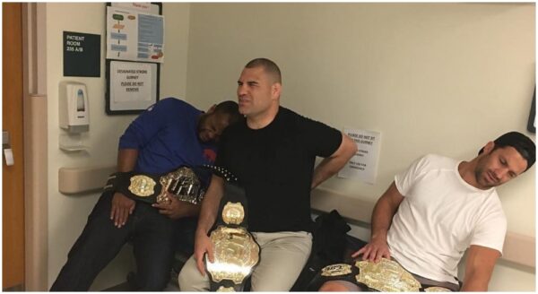 Cain Velasquez var sjukt bra - och galen enligt Rockhold